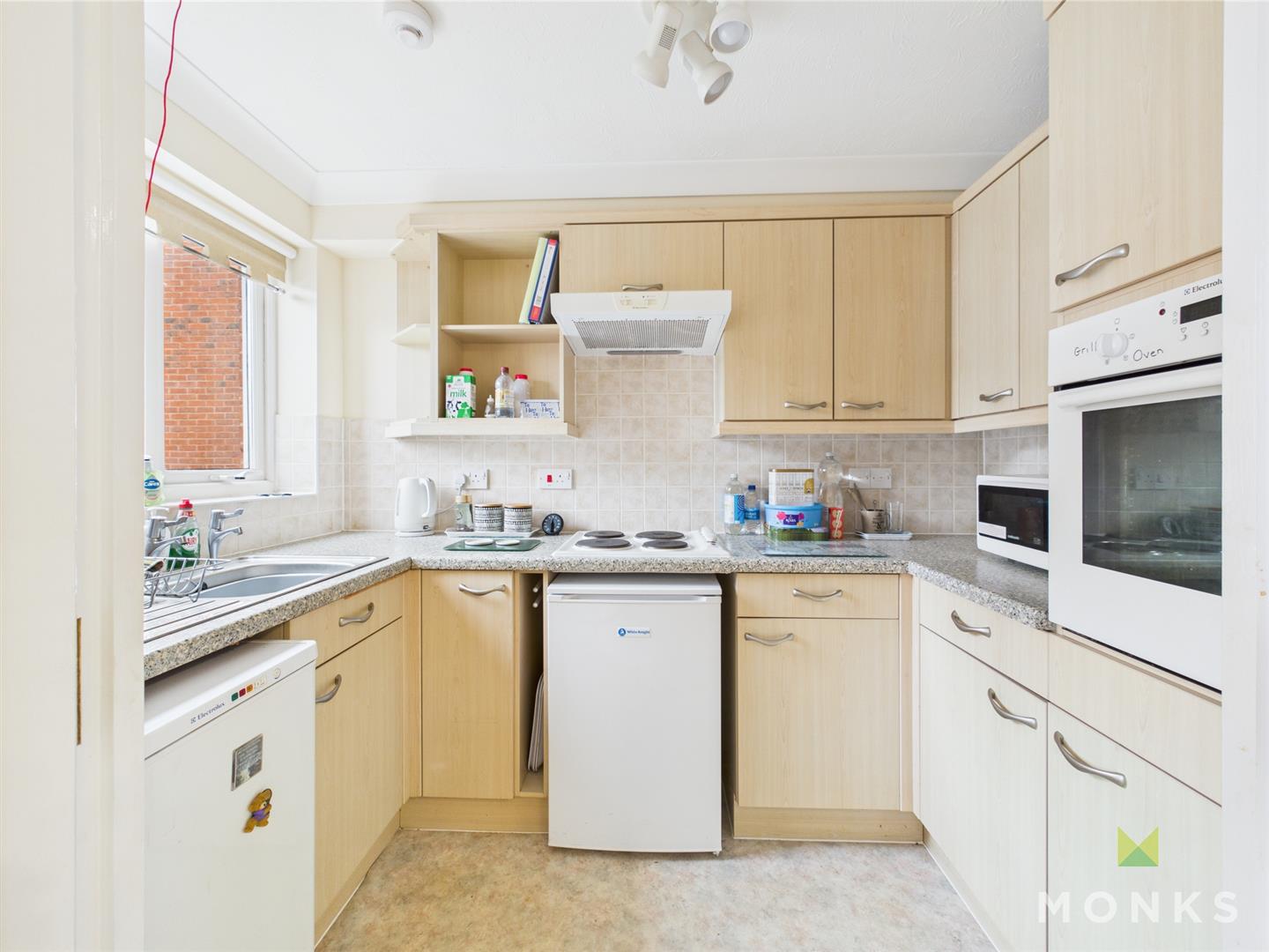 30 Abraham Court Lutton Close, Oswestry, SY11 2TH SSTC